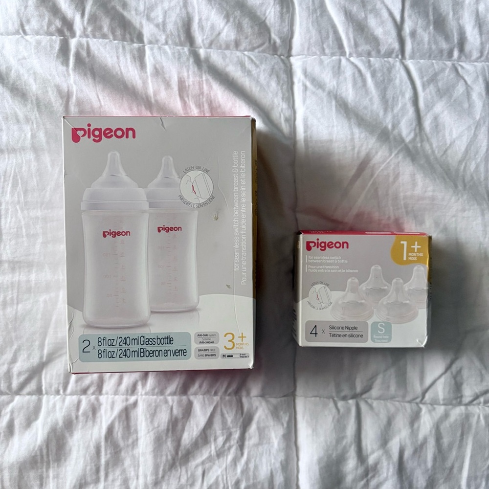 Pigeon 2-Pack 8oz Glass Baby Nursing Bottles + 4-Pack Silicone Nipples
